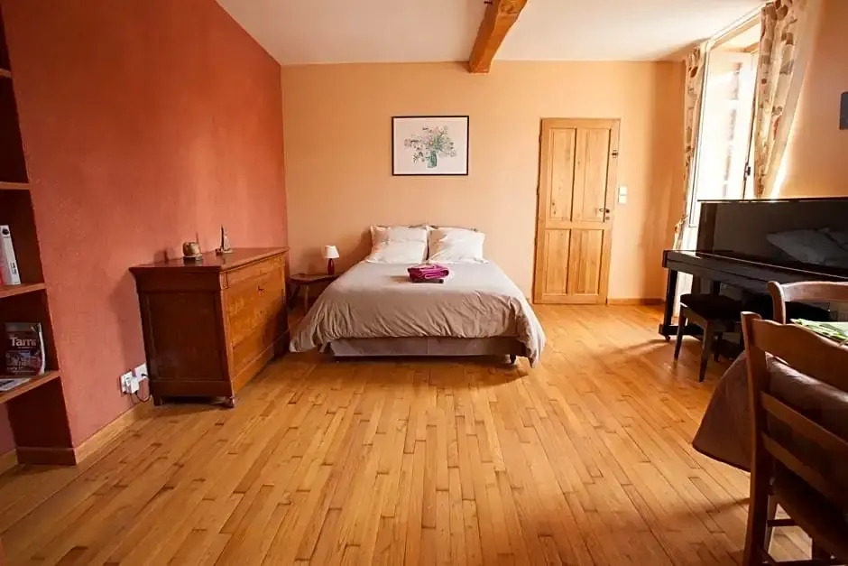 Au coeur de Montastruc-la-Conseillère - Chambres dhôtes