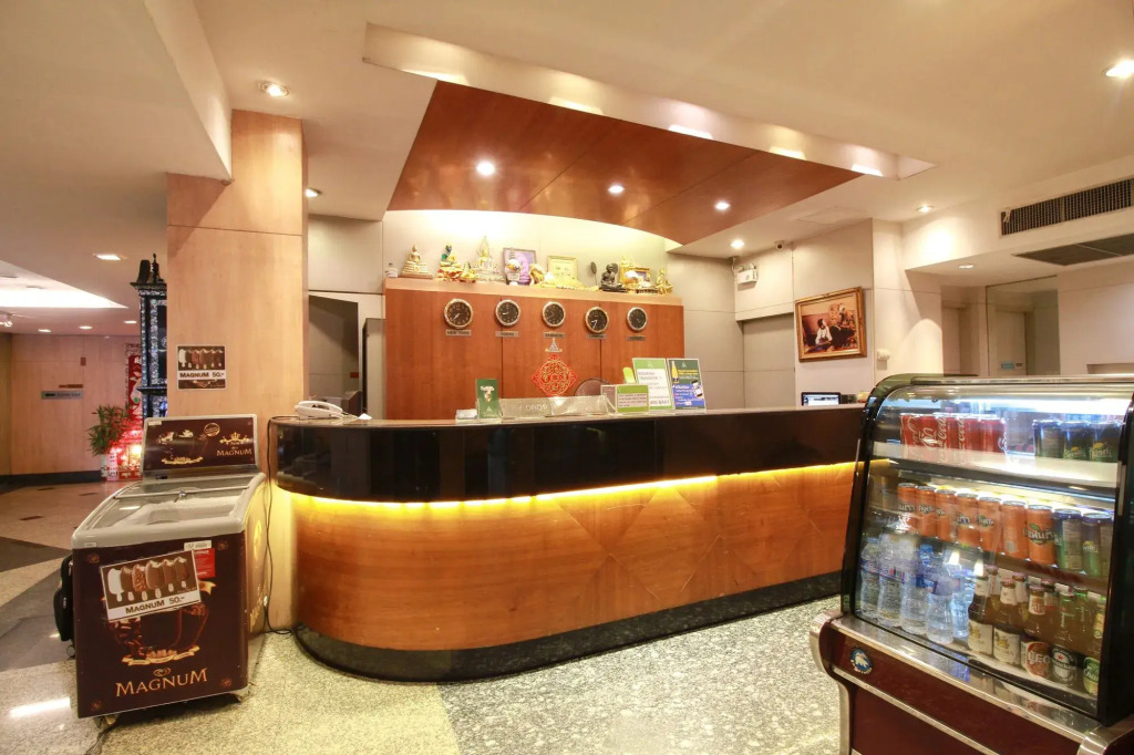 Ten Stars Hotel