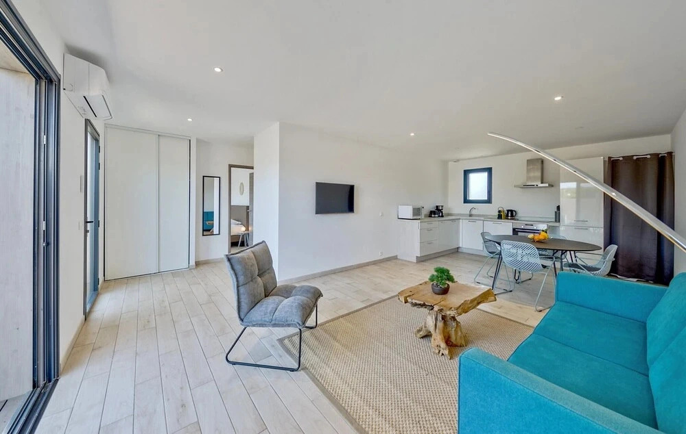 Lecci Stay With Heated Pool