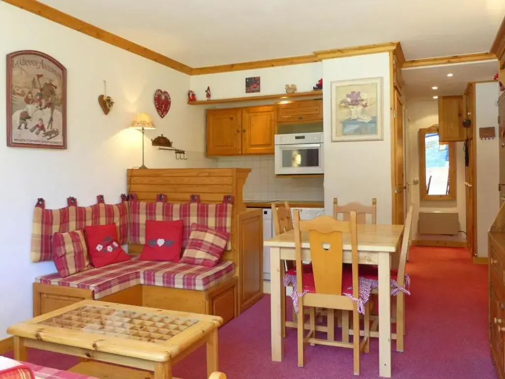 Appartement Méribel, 1 pièce, 3 personnes - FR-1-182-16