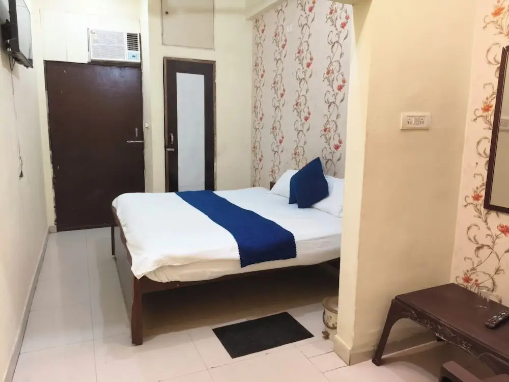Banaras Guest House