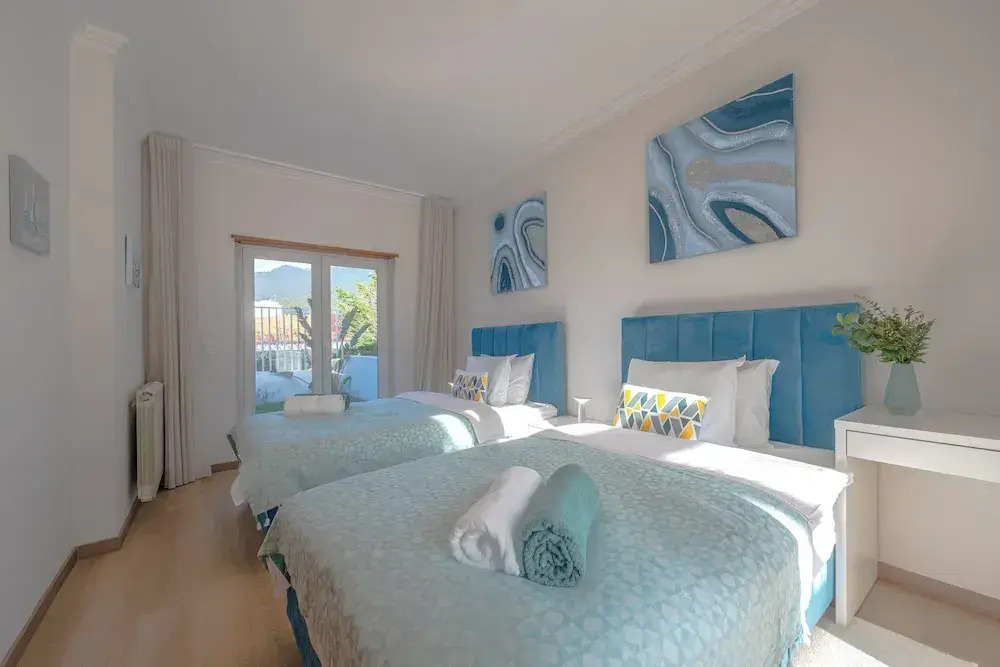 Sintra Dream Garden Villa near Cascais