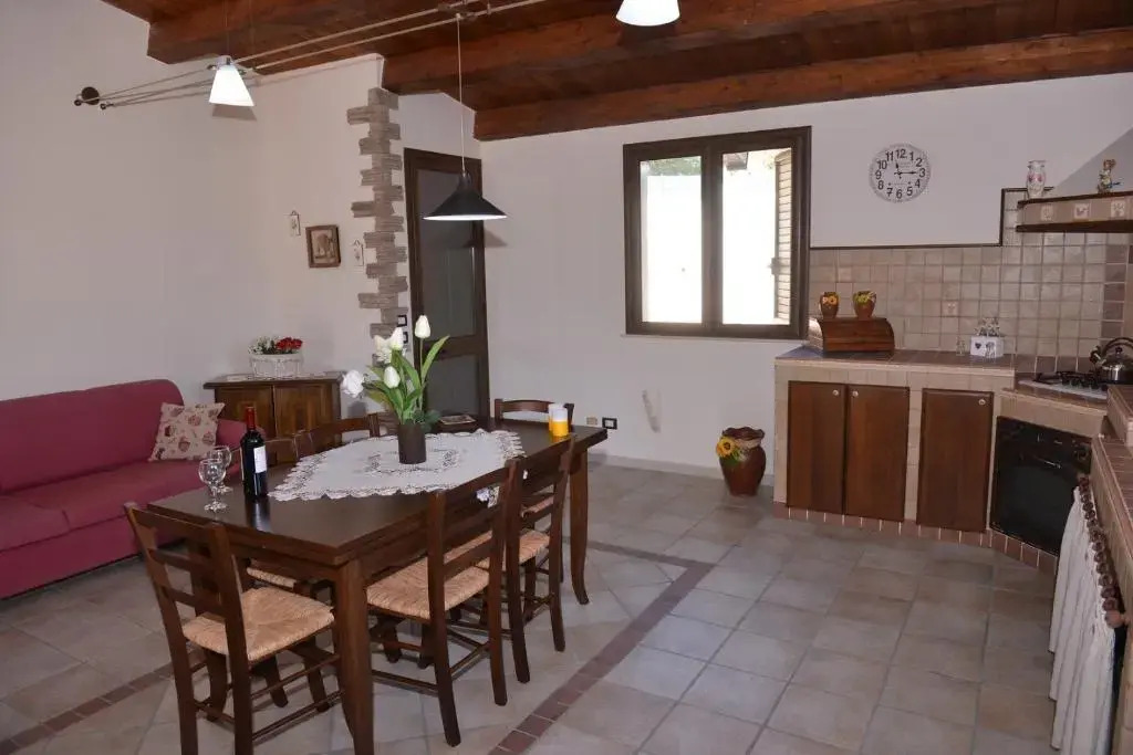COCUS-HOUSE villa di lusso a 300 metri dal mare