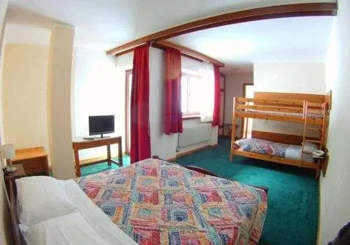 Hotel Canin