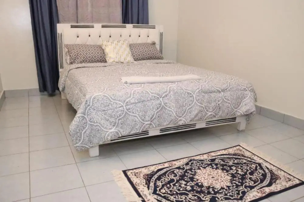 Stay.Plus 2 Bedroom Beach Road Apartment