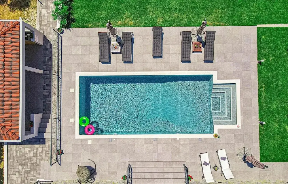 Amazing Home in Zaboric With 4 Bedrooms, Wifi and Outdoor Swimming Pool