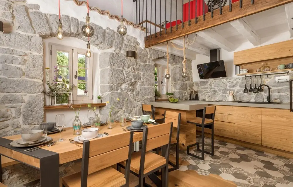 Awesome Home in Mucici With 2 Bedrooms, Wifi and Outdoor Swimming Pool