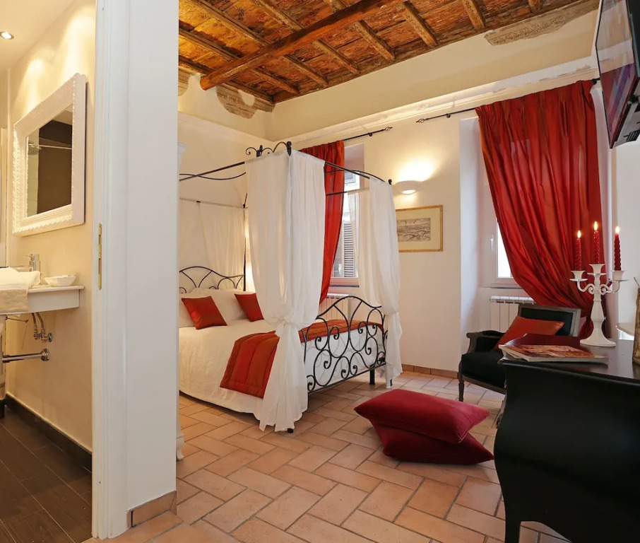 Madonna de Monti Suites