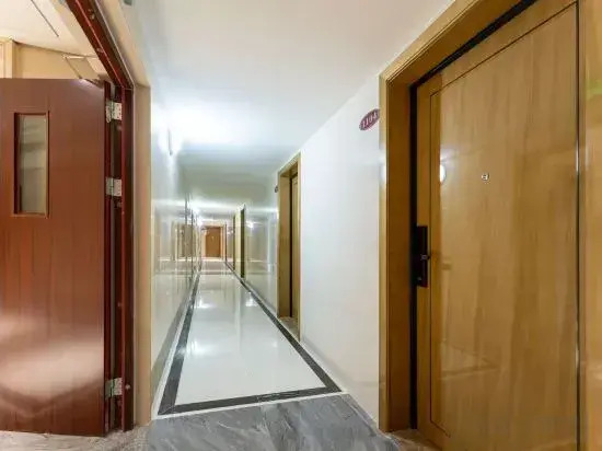 Extraordinary Hotel (Zibo Yintai City)
