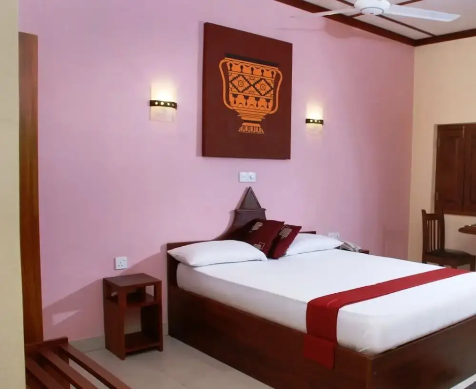 The Triangle Hotel