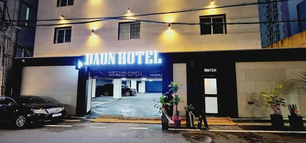 Daon Hotel