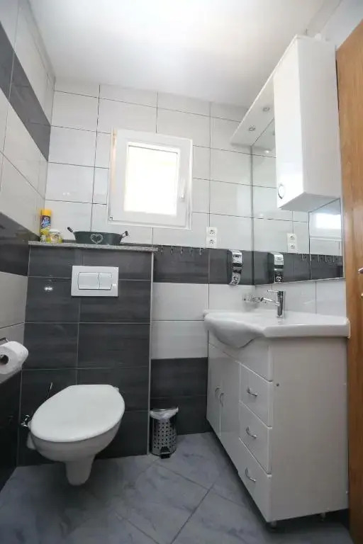 Apartments Orhideja #2