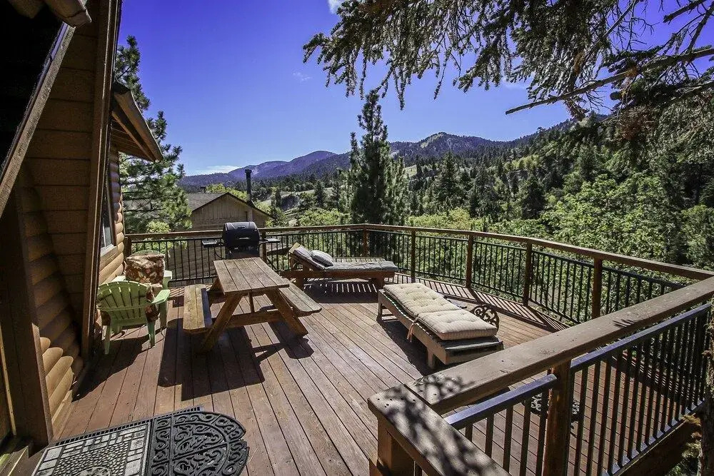Aspen Chalet - 3 Br home by RedAwning