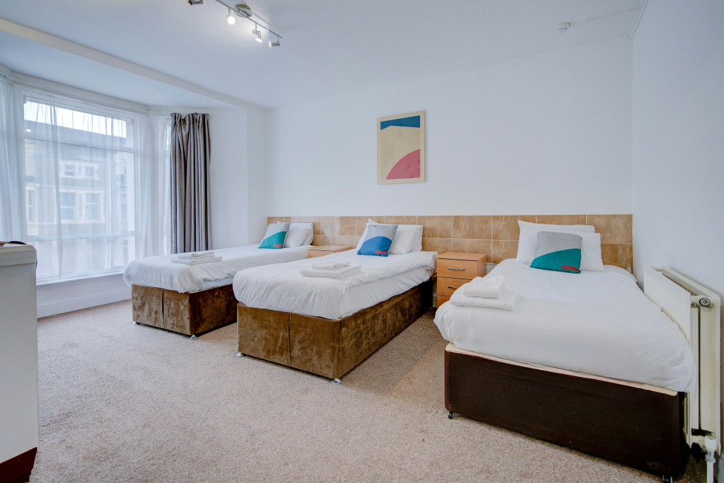 Cardiff Riverside Hotel by Belvilla