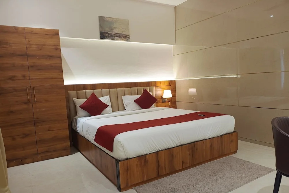 Madhav Residency Hotel & Banquet, Kalyan, Mumbai