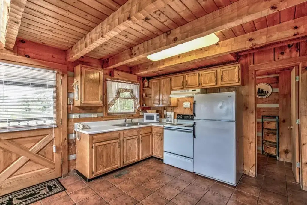 Super View Smoky Mtn Log Cabin Pool Table Hot Tub