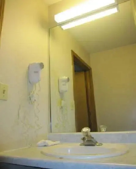 Economy Inn Tonawanda