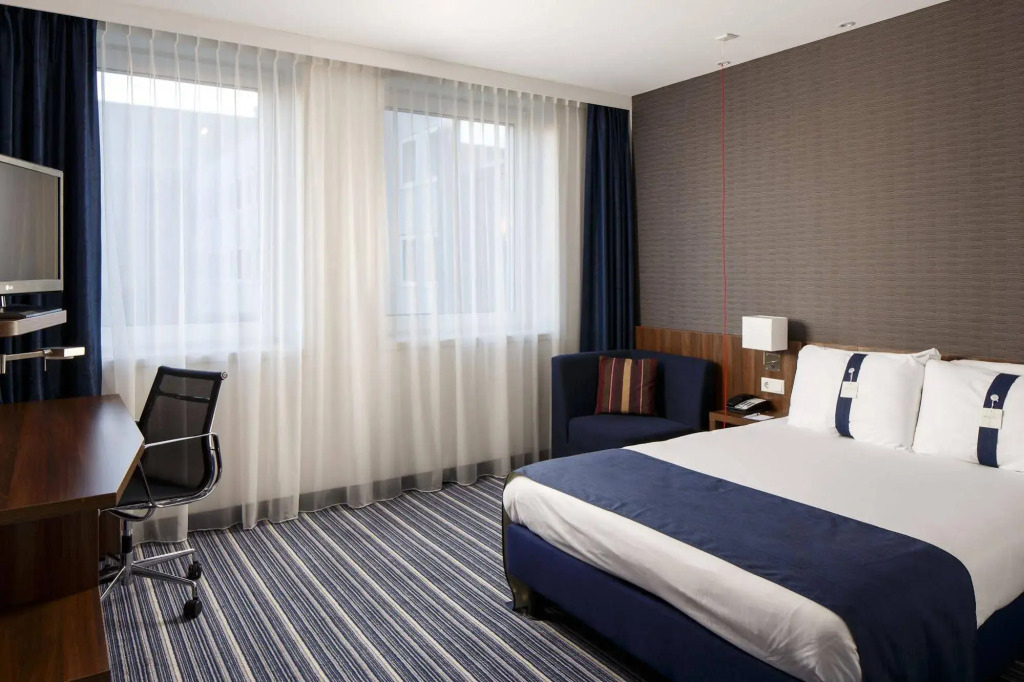 Holiday Inn Express Amsterdam Arena Towers by IHG
