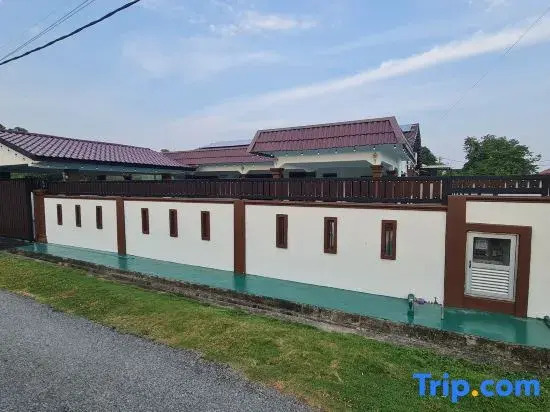 [New Launch] Aurora Hideaway Villa 23pax 4R4B Pool Ktv BBq
