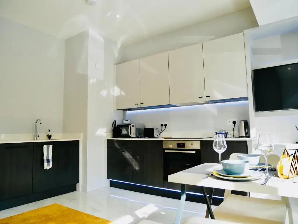 Luxury 3 bedroom Apartment near Bournemouth Beach & Poole