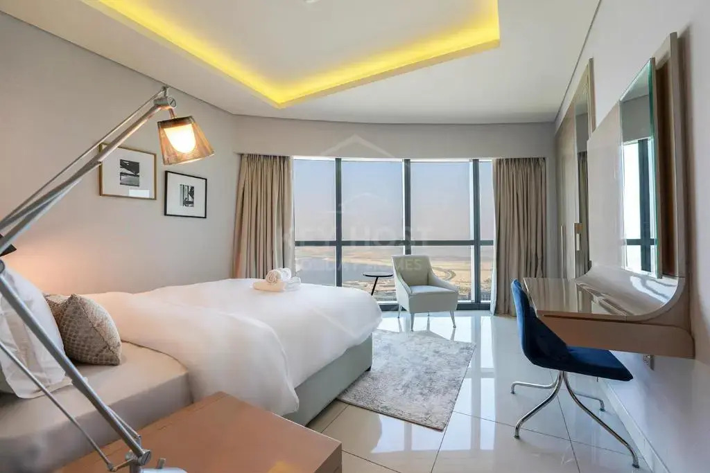 KeyHost - Luxury 3 BR Apt in Paramount Towers by Damac - K3850
