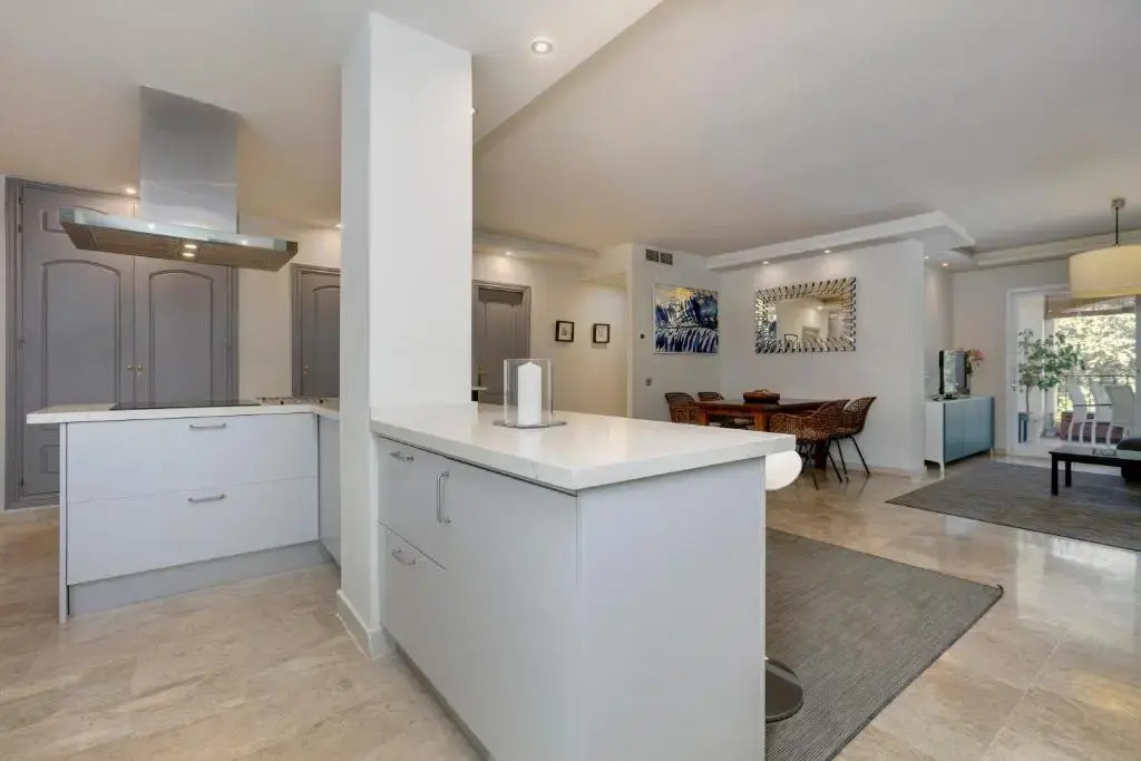 Excellent location 2 bed Apt in Puerto Golf RDR244