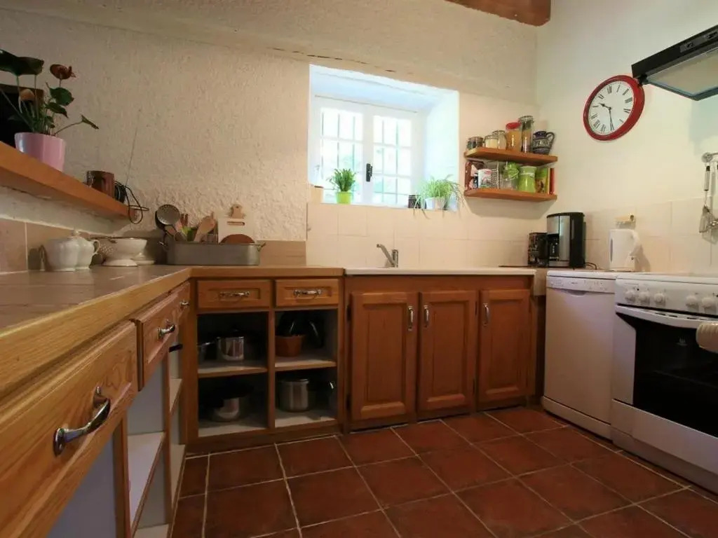 Gîte Nature au Chambon-sur-Lignon: Terrasse, Wifi, Proche Activités et Commerces - FR-1-582-137
