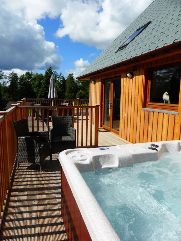 Lord Galloway 31 With Hot Tub, Newton Stewart