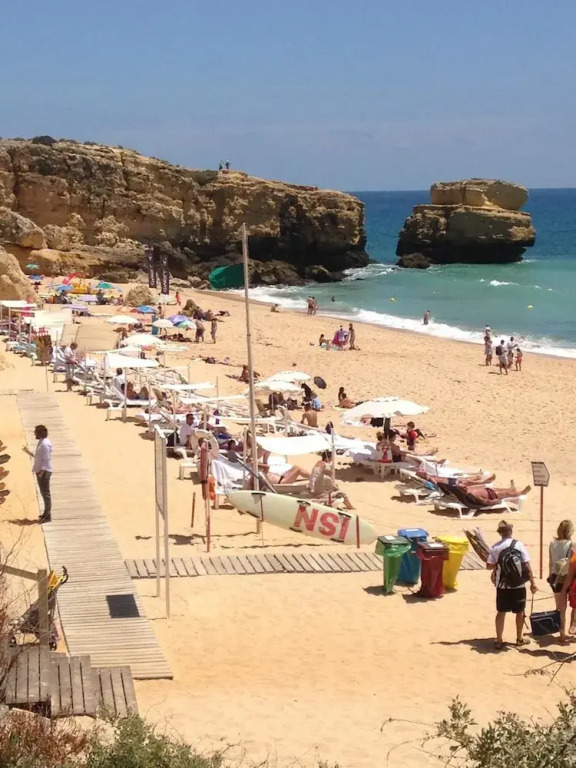 Studio in Albufeira, With Wonderful Mountain View, Pool Access, Enclos