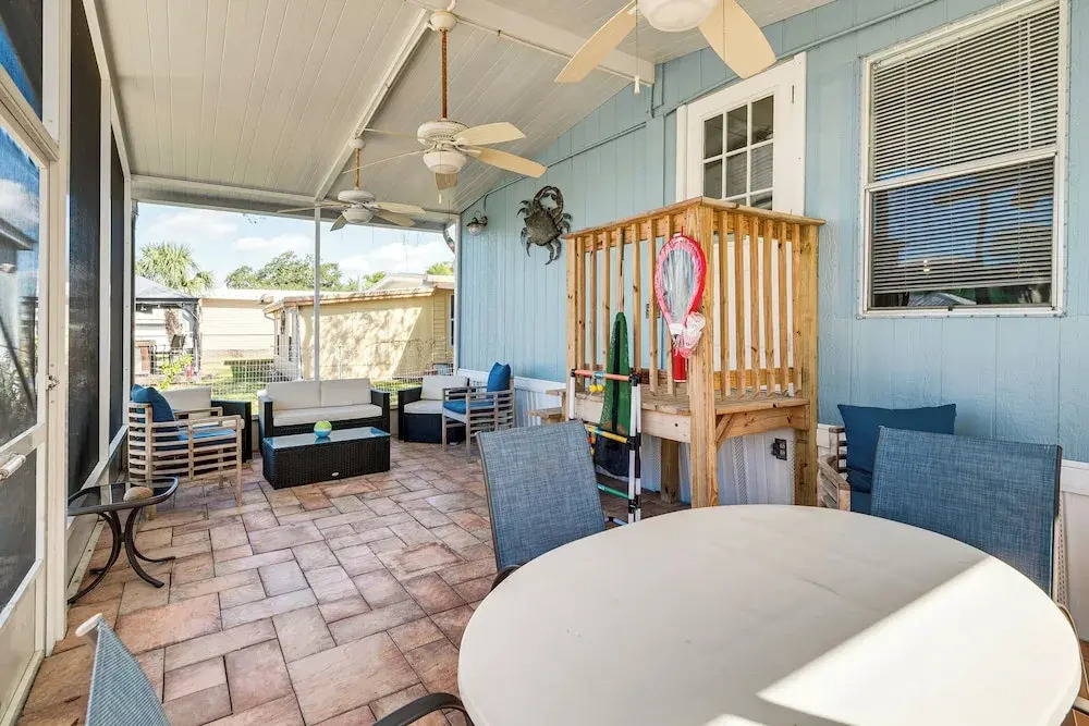 5 Mi to Manatees! Waterfront Crystal River Home