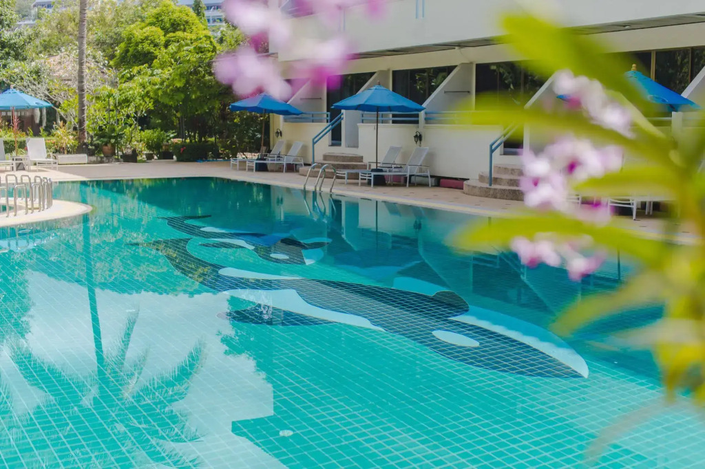 Karon Whale Resort