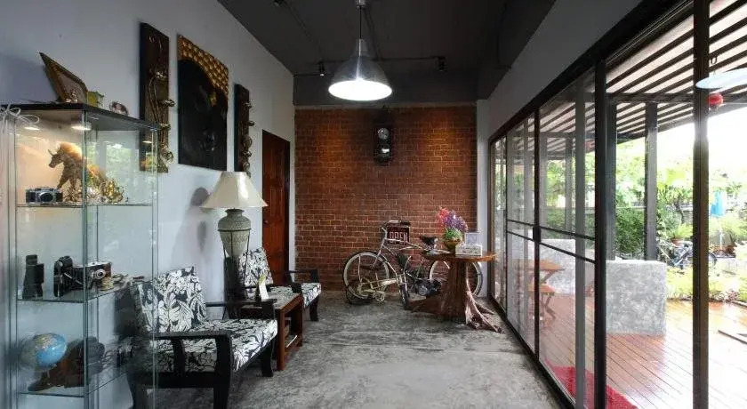 Mon Lodge & Yoga Donmuang
