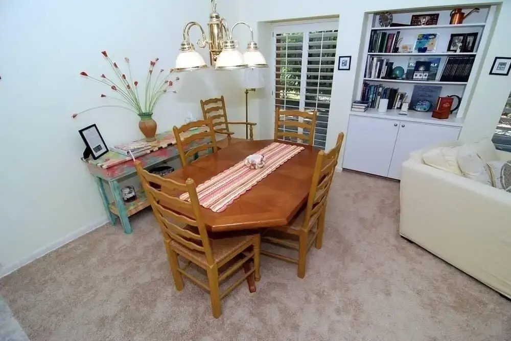 On The Green - Golfers Dream Home! 3 Bedroom Home