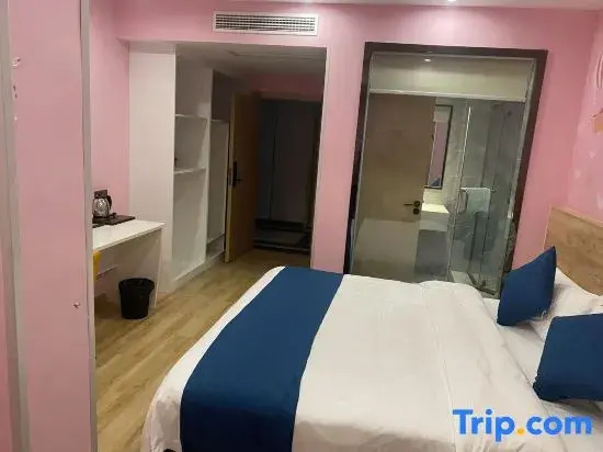 Zizhongchuan East Business Hotel