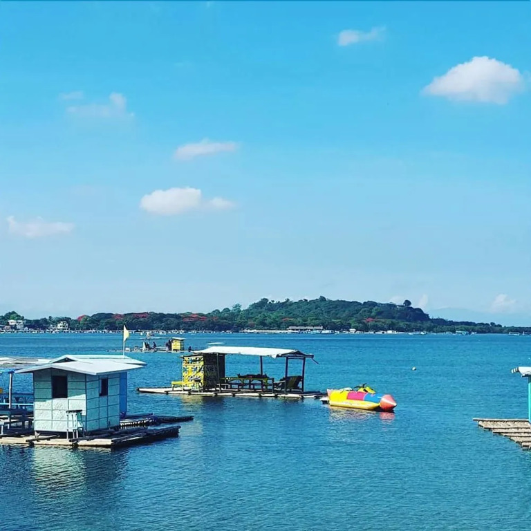 The Pelicans Resort