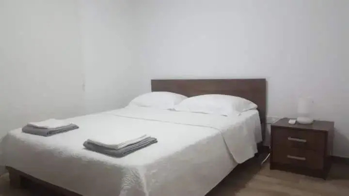 EPISTIMI 3 Bedroom Holiday House