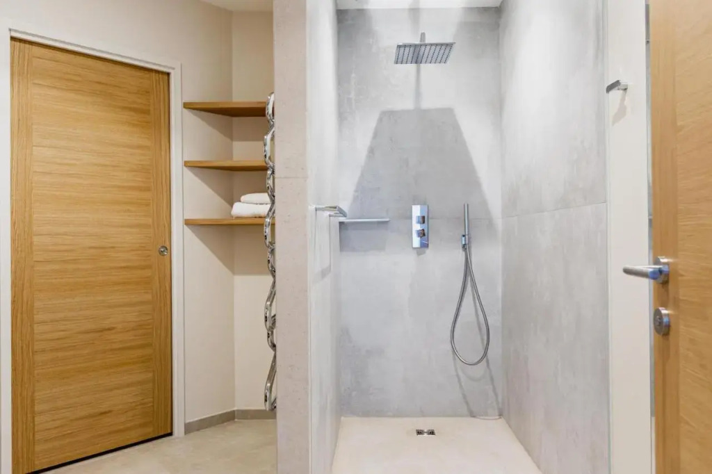 Regina's Banyuls - Modern and brand new house