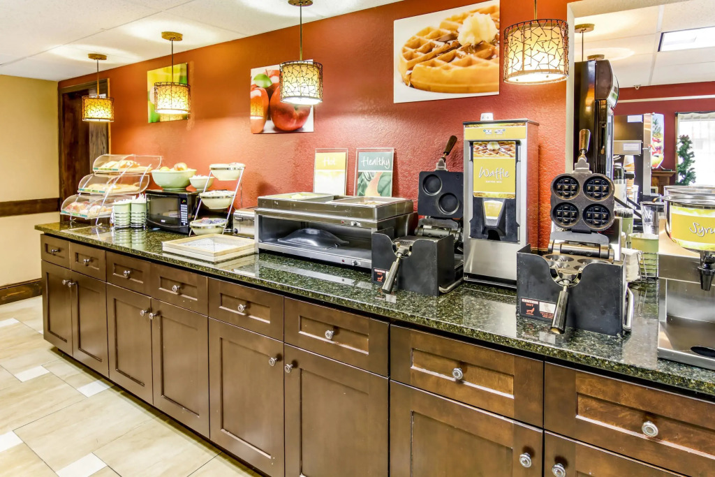 Quality Inn Stone Mountain