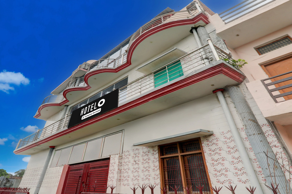 Hotel The Ayodhya Ji Palace-Walking Distance From Ram Mandir