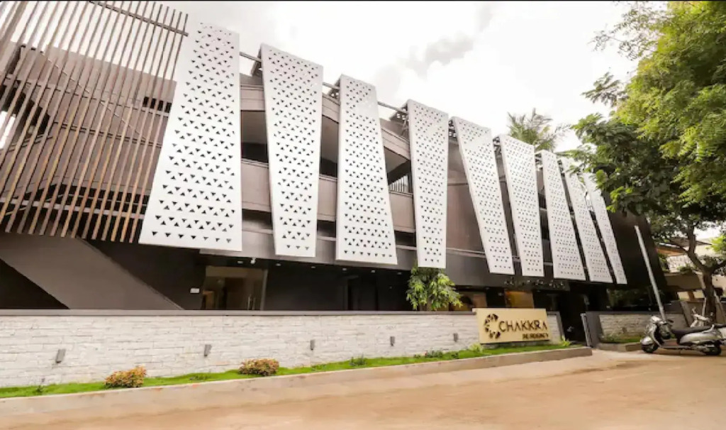 FabHotel Chakkra Residency