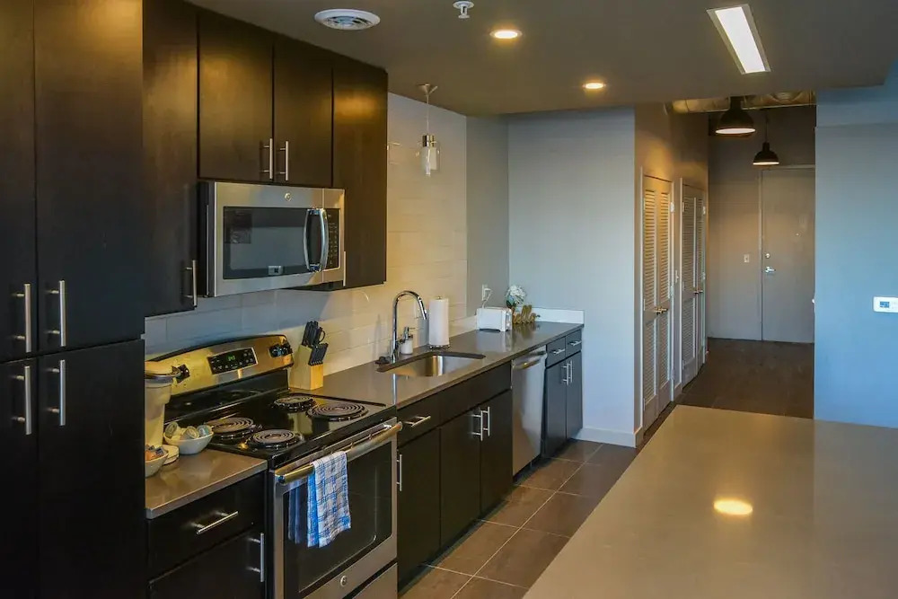 1 BR Apt in Garment Dist by Frontdesk