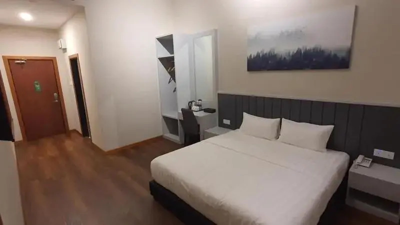 VISTA HOTEL
