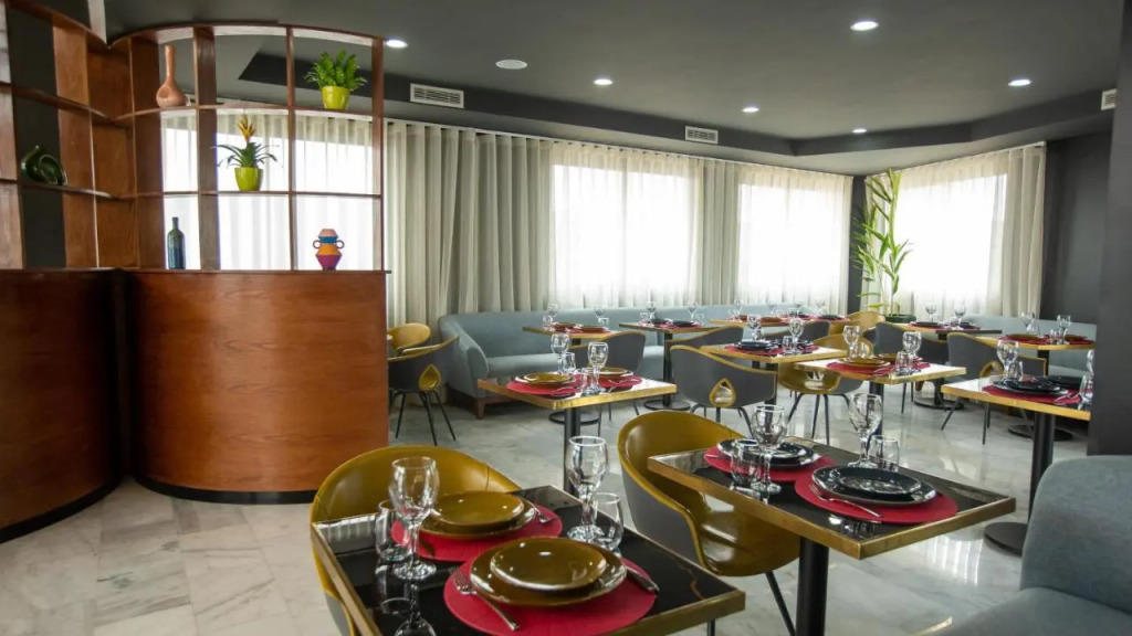 Fourteen Hotel Ain Sebaa