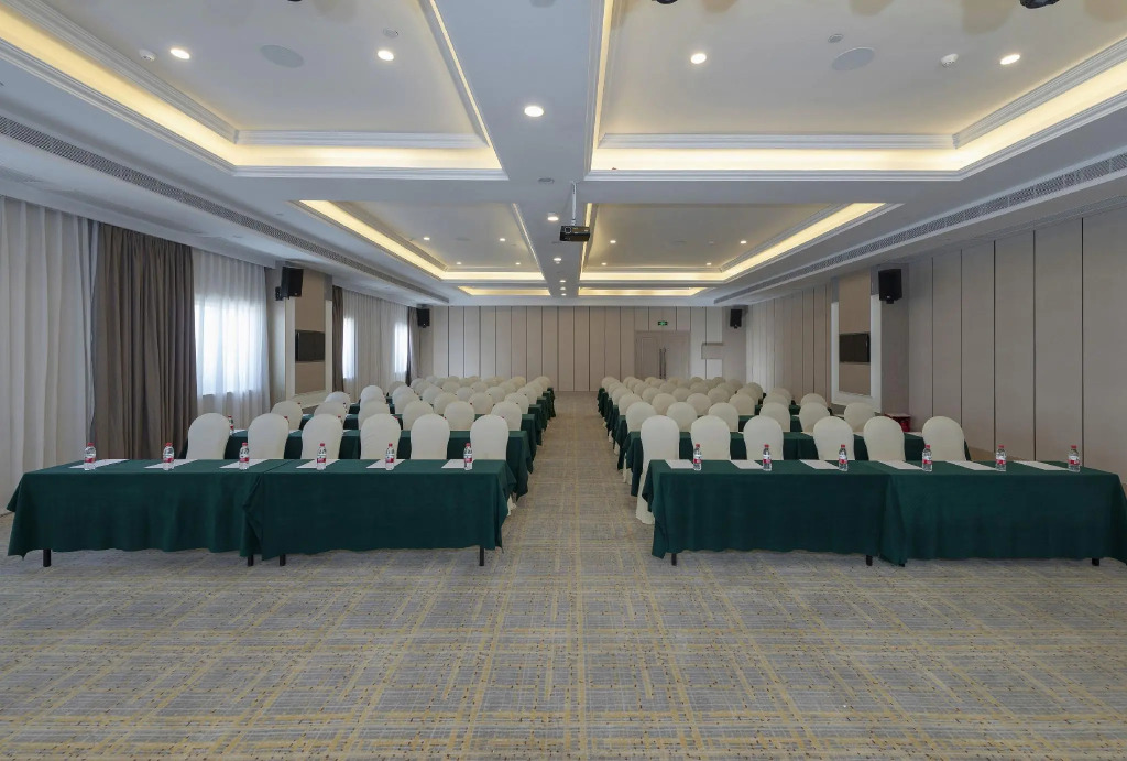 Universal International Hotel - Nanning
