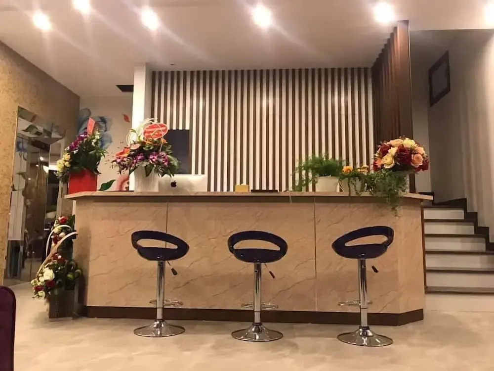 Starway Hotel