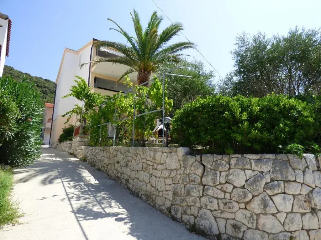 Haus Maro