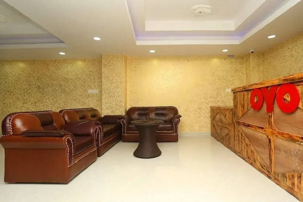 Oyo 714 Hotel Om