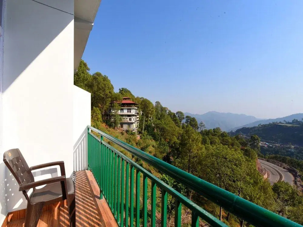 OYO 12826 Hotel Himgiri