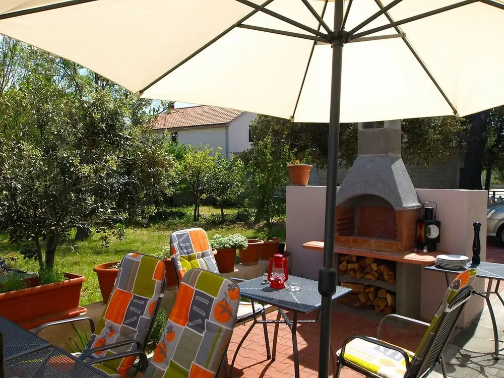 Mlasina Nin in Nin With 1 Bedrooms and 1 5 Bathrooms