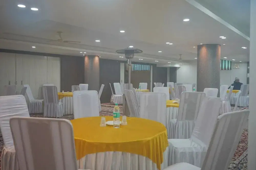 Hotel Golden Leaf Kashmir